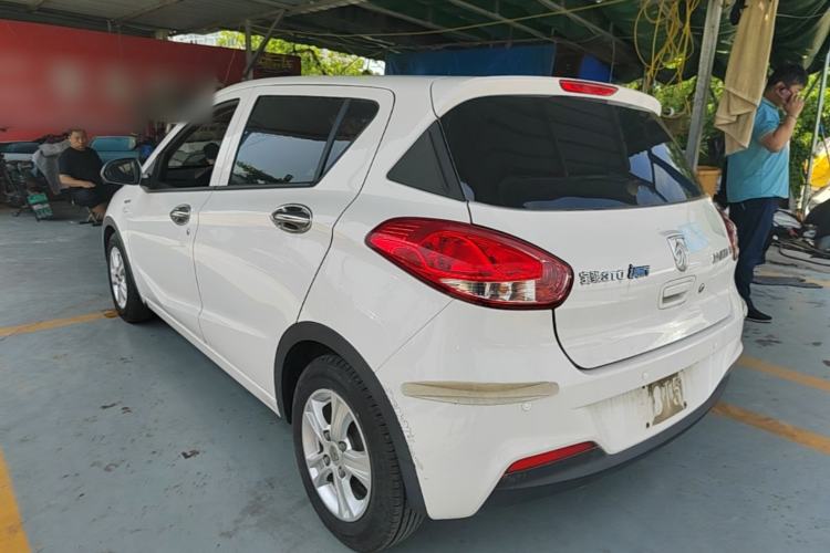 Used Baojun 310 2017 1.5L automatic comfort version Rear Left 45 Deg