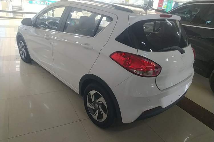 Used Baojun 310 2017 1.5L Automatic Luxury Model Rear Left 45 Deg