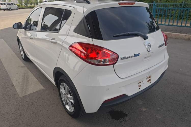 Used Baojun 310 2017 1.5L Automatic Fashion Model Rear Left 45 Deg
