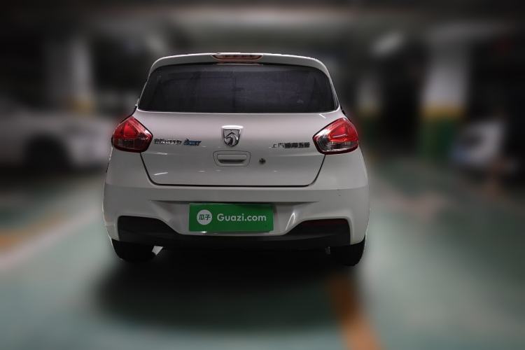 Used Baojun 310 2017 1.5L automatic comfort version Rear