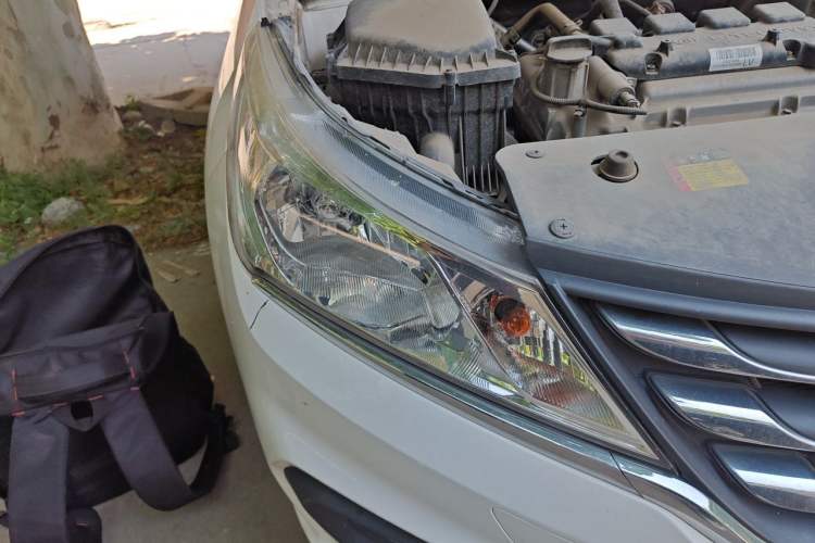 Used Baojun 310 2017 1.5L Automatic Fashion Model Right Front Headlight