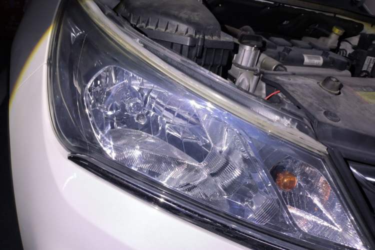Used Baojun 310 2017 1.5L Automatic Fashion Model Right Front Headlight