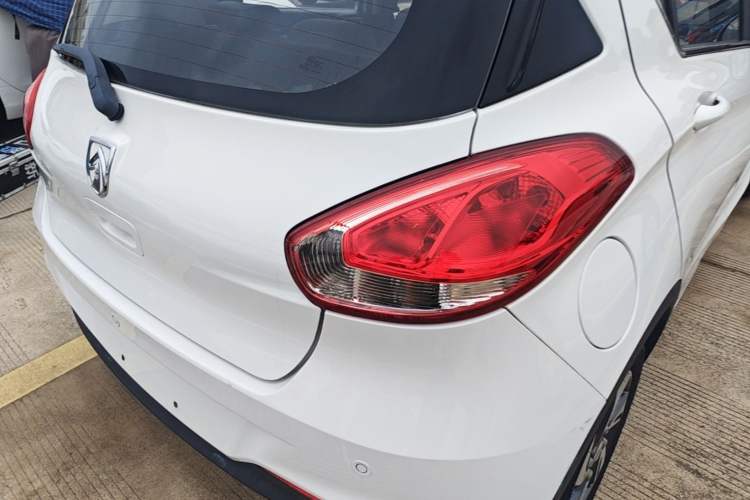 Used Baojun 310 2017 1.5L Automatic Luxury Model Right Rear Taillight