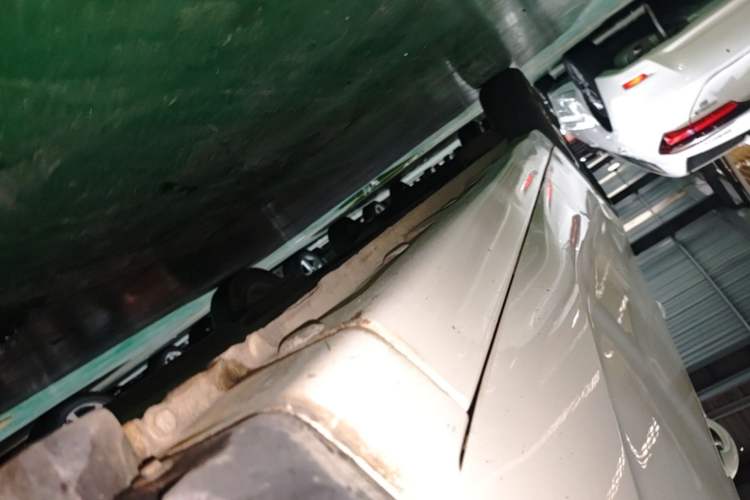 Used Baojun 310 2017 1.5L Automatic Luxury Model Right Side Sill