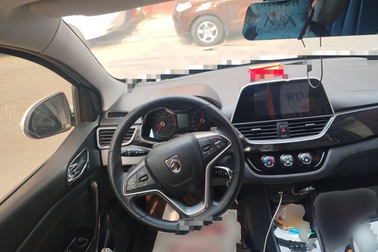 Used Baojun 310 2017 1.5L Automatic Luxury Model Steering Wheel