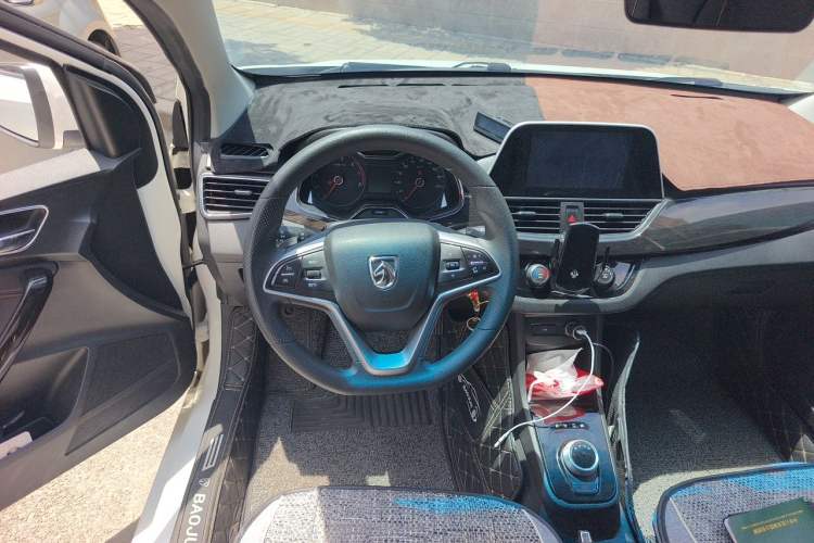 Used Baojun 310 2017 1.5L Automatic Luxury Model Steering Wheel