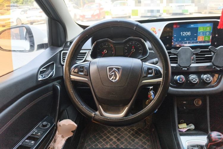 Used Baojun 310 2017 1.5L Manual Luxury Model Steering Wheel