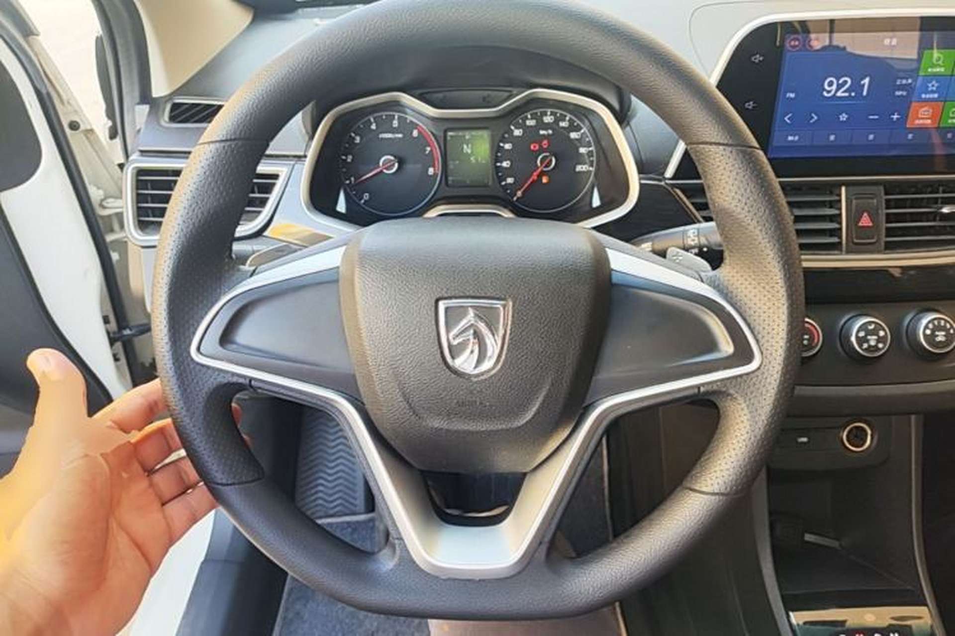 Used Baojun 310 2017 1.5L Automatic Fashion Model Steering Wheel
