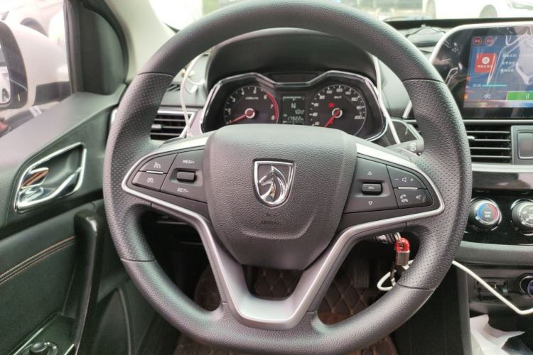 Used Baojun 310 2017 1.5L Automatic Luxury Model Steering Wheel