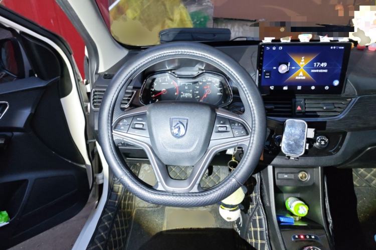 Used Baojun 310 2017 1.5L Automatic Luxury Model Steering Wheel