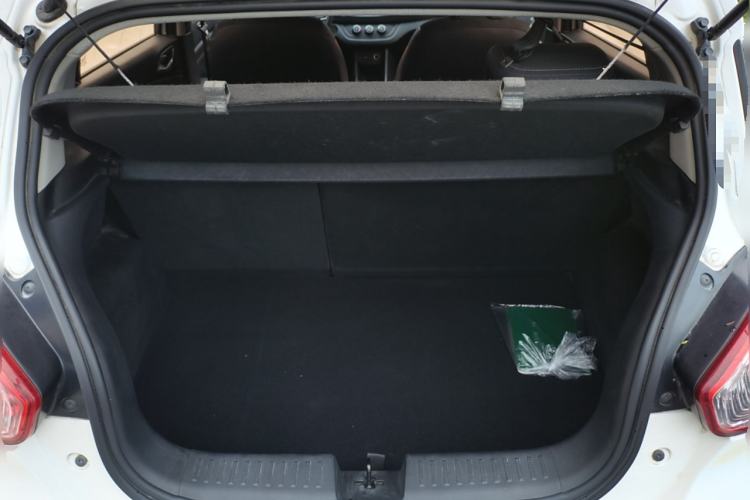Used Baojun 310 2017 1.5L Automatic Fashion Model Trunk