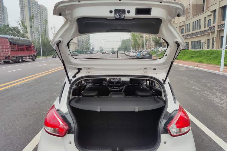 Used Baojun 310 2017 1.5L Automatic Luxury Model Trunk