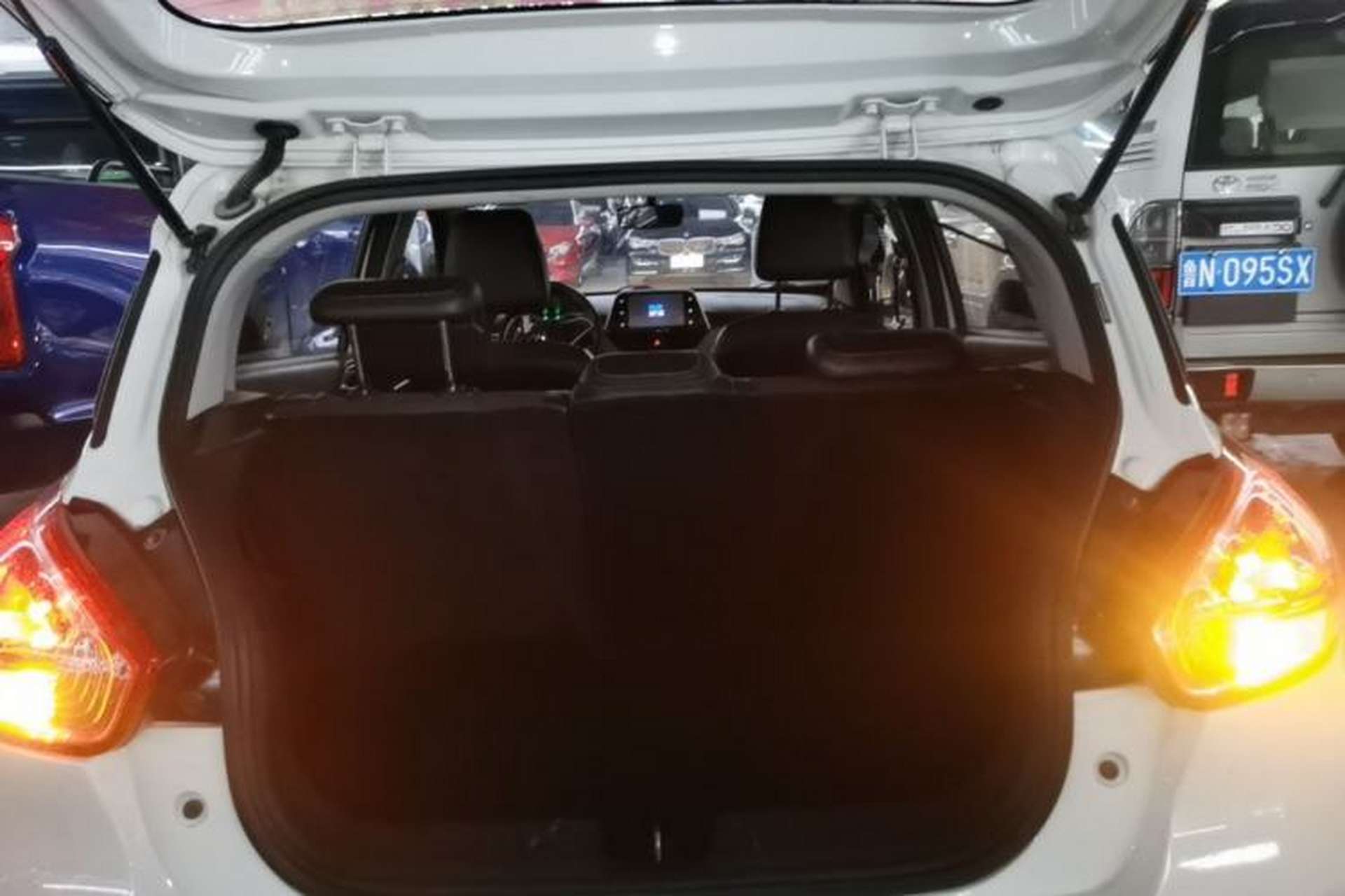 Used Baojun 310 2017 1.5L Automatic Fashion Model Trunk