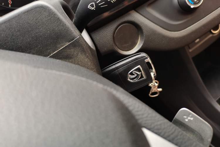 Used Baojun 310 2017 1.5L Automatic Fashion Model Vehicle Key
