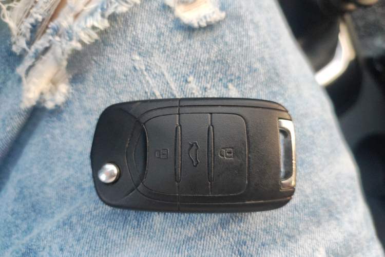 Used Baojun 310 2017 1.5L Manual Fashion Model Vehicle Key