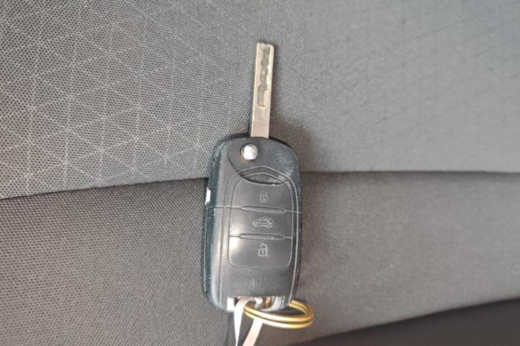 Used Baojun 310 2017 1.5L Automatic Fashion Model Vehicle Key
