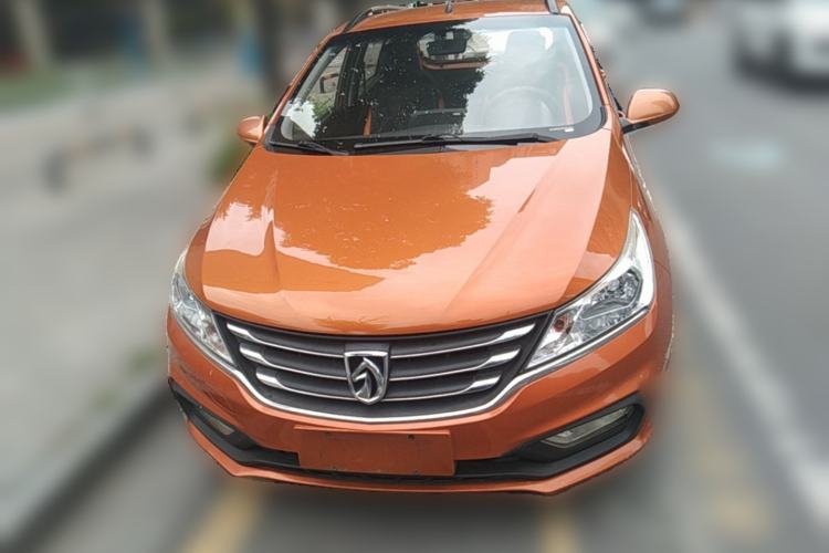 Used Baojun 310 2017 1.5L Automatic Fashion Model Front