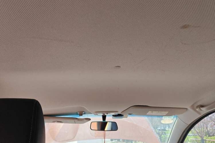 Used Baojun 310 2017 1.5L Automatic Fashion Model Headliner