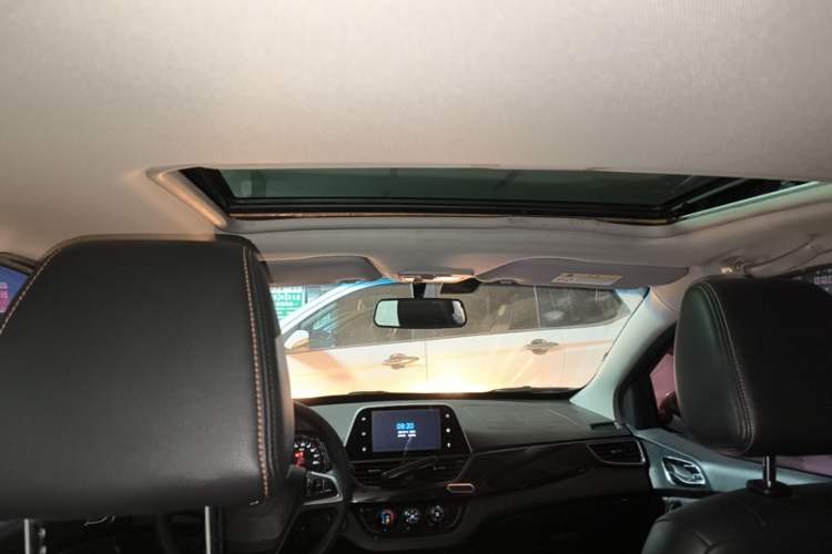 Used Baojun 310 2017 1.5L Manual Luxury Model Headliner