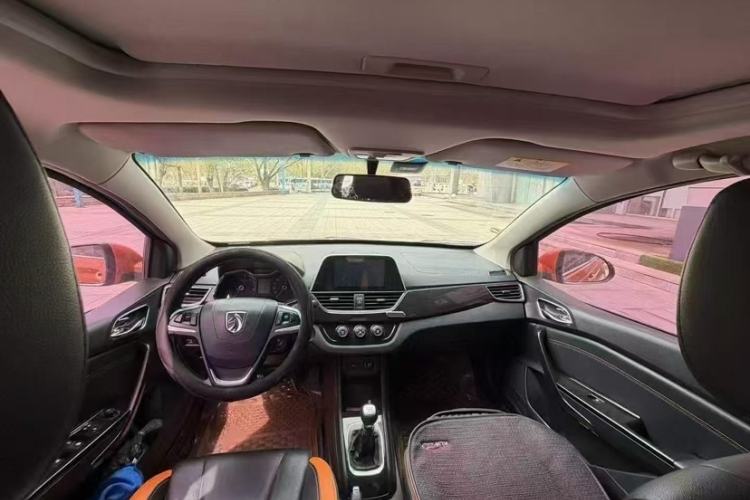 Used Baojun 310 2017 1.5L Manual Luxury Model Interior 4