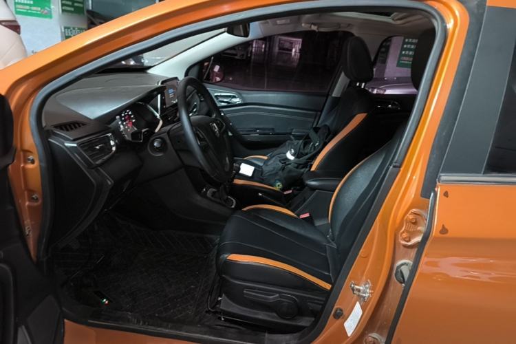 Used Baojun 310 2017 1.5L Manual Luxury Model Left Front Seat