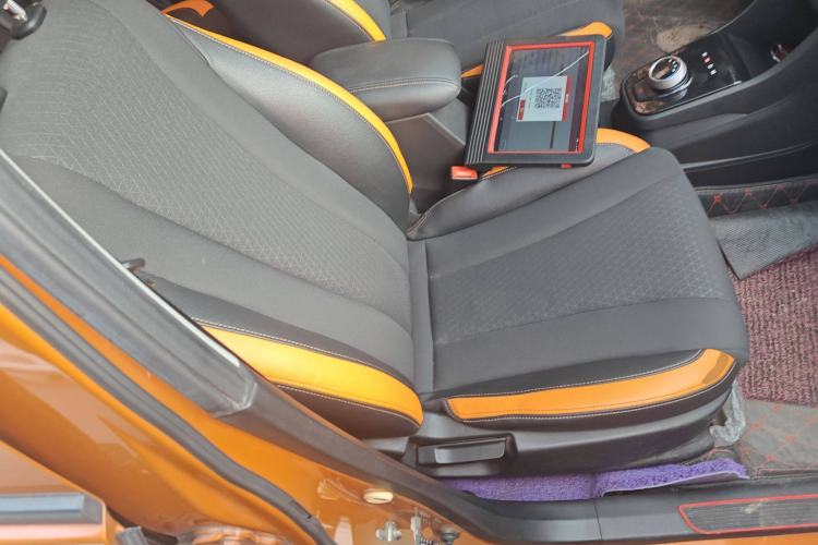 Used Baojun 310 2017 1.5L Automatic Fashion Model Right Front Seat