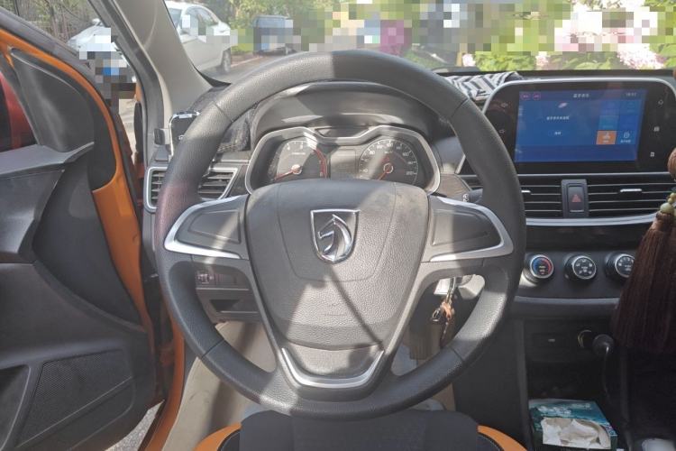 Used Baojun 310 2017 1.5L Manual Fashion Model Steering Wheel