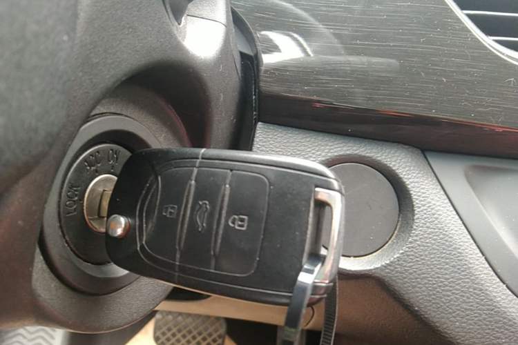 Used Baojun 310 2017 1.5L Automatic Fashion Model Vehicle Key