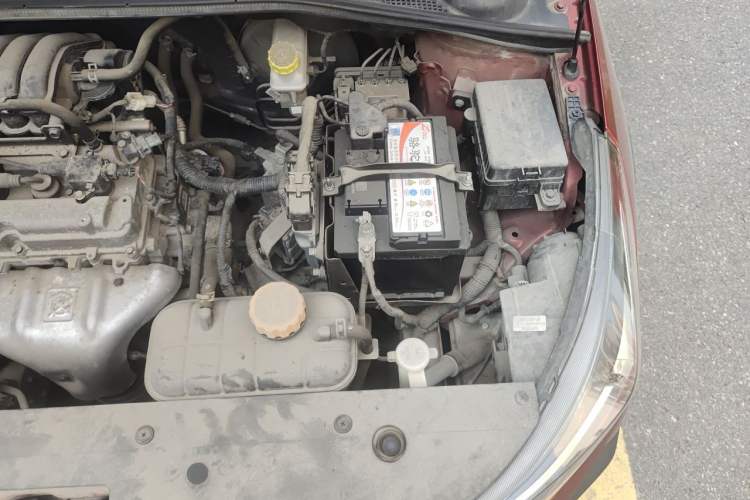 Used Baojun 310 2019 1.2L Automatic Comfort Model Engine Bay Left