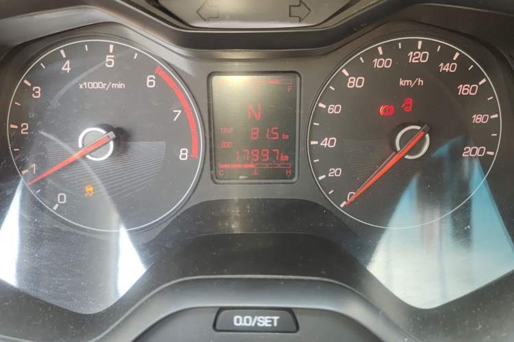 Used Baojun 310 2019 1.2L Automatic Comfort Model Odometer Close Up