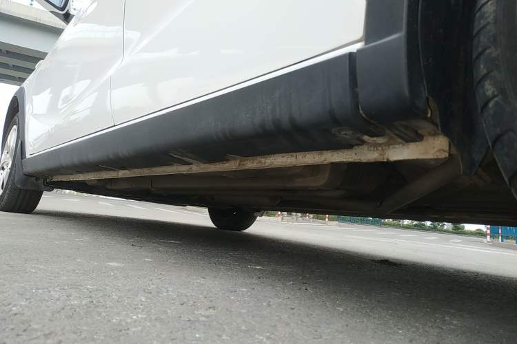 Used Baojun 310 2019 1.2L Automatic Comfort Model Left Side Sill
