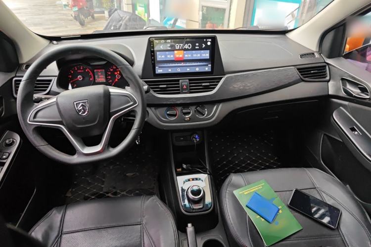 Used Baojun 310 2019 1.2L Automatic Comfort Model Center Console