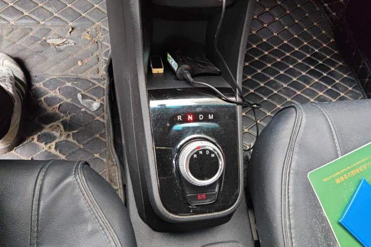 Used Baojun 310 2019 1.2L Automatic Comfort Model Gear Lever