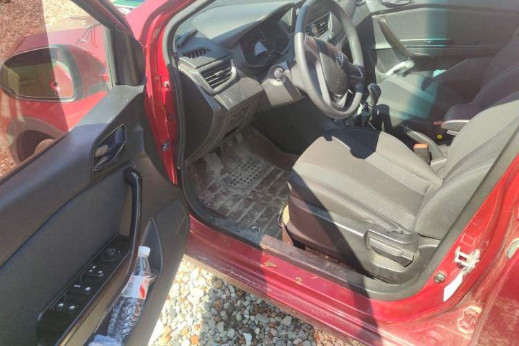 Used Baojun 310 2020 1.2L Manual Comfort Edition Driver Seat