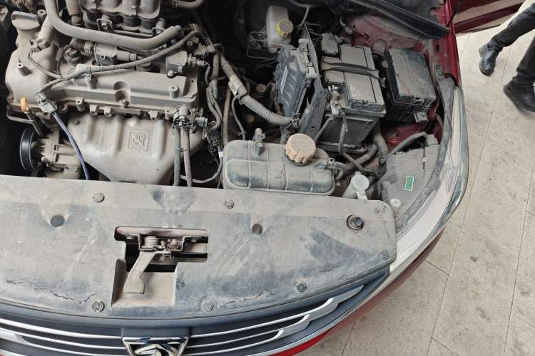 Used Baojun 310 2020 1.2L Manual Comfort Edition Engine Bay Left