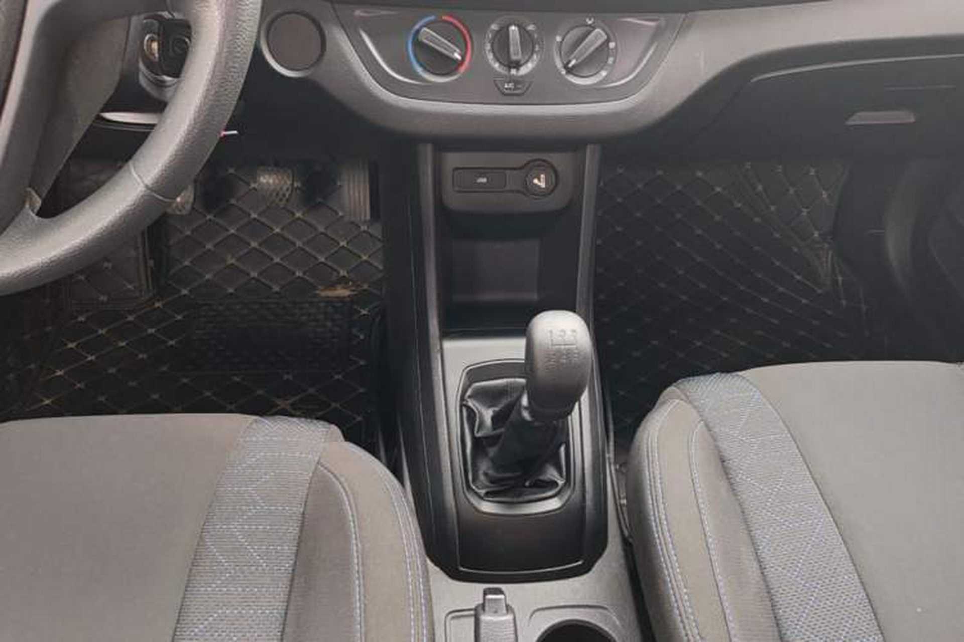 Used Baojun 310 2020 1.2L Manual Comfort Edition Gear Lever