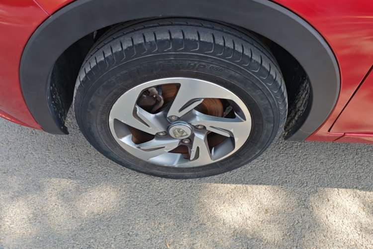 Used Baojun 310 2020 1.2L Manual Comfort Edition Left Front Wheel Hub
