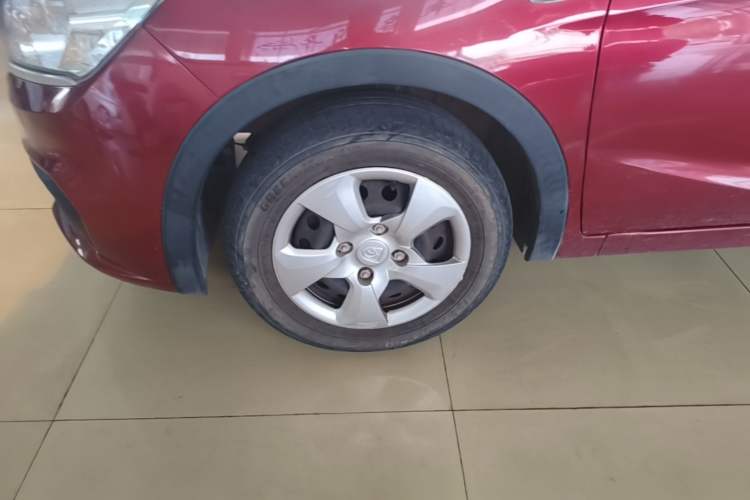 Used Baojun 310 2020 1.2L Manual Comfort Edition Left Front Wheel Hub