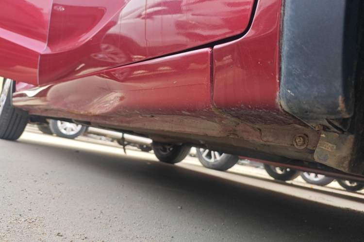 Used Baojun 310 2020 1.2L Manual Comfort Edition Right Side Sill