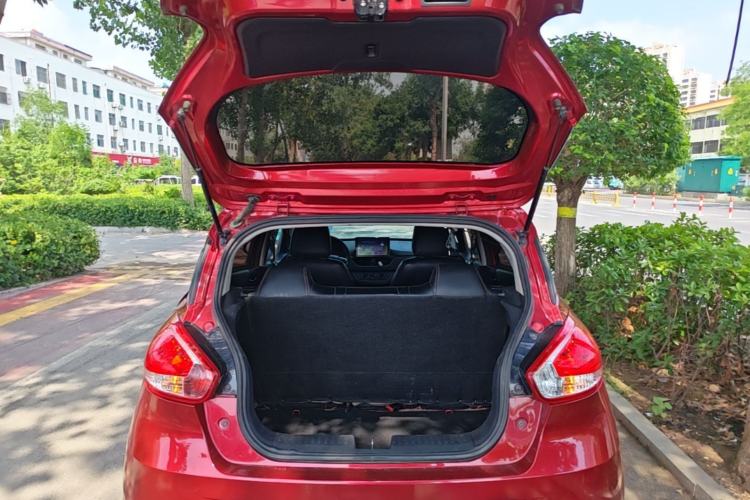 Used Baojun 310 2020 1.2L Manual Comfort Edition Trunk