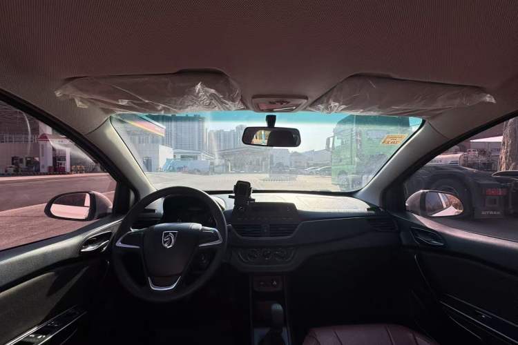 Used Baojun 310 2020 1.2L Manual Comfort Edition Audio And AC Panel