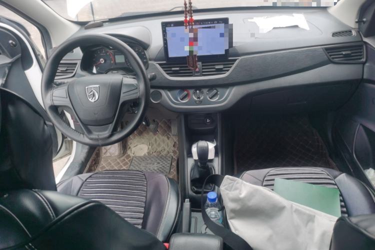 Used Baojun 310 2020 1.2L Manual Value Edition Center Console