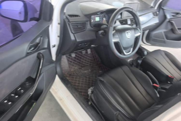 Used Baojun 310 2020 1.2L Manual Comfort Edition Driver Seat