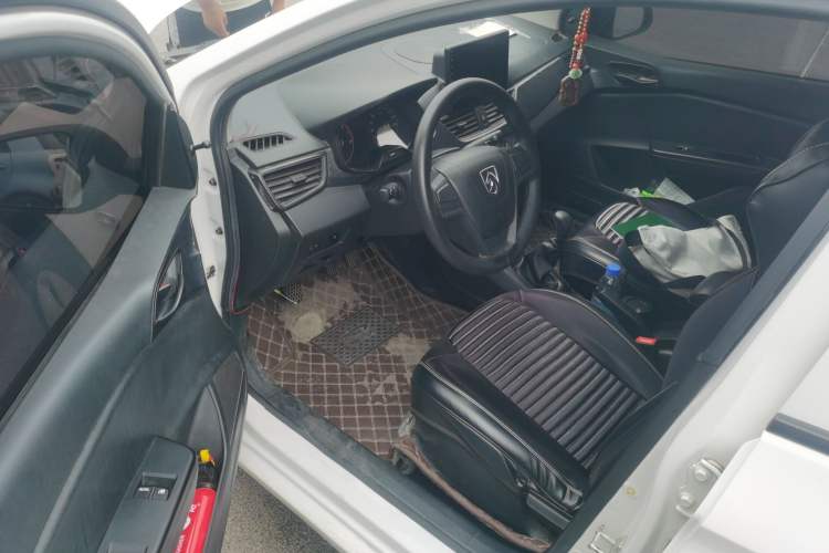 Used Baojun 310 2020 1.2L Manual Value Edition Driver Seat