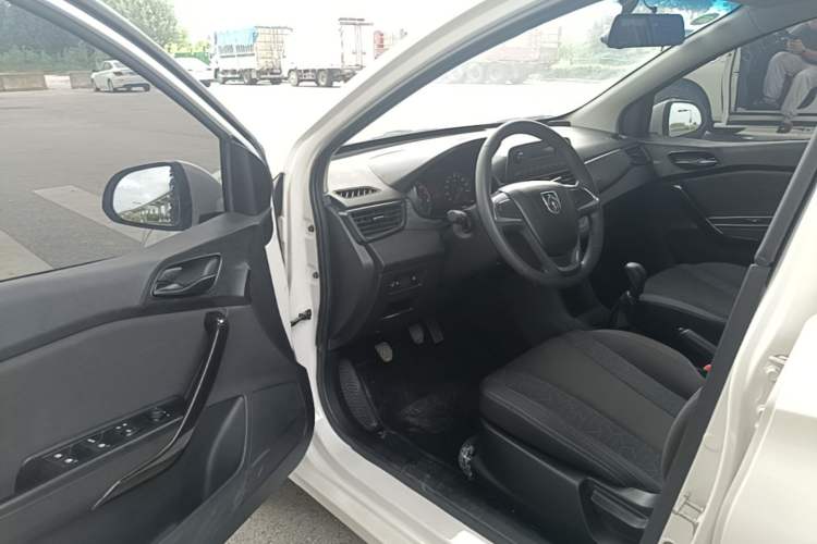 Used Baojun 310 2020 1.2L Manual Comfort Edition Driver Seat