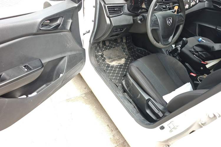 Used Baojun 310 2020 1.2L Manual Value Edition Driver Seat