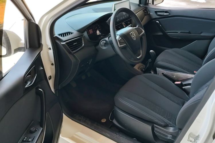 Used Baojun 310 2020 1.2L Manual Comfort Edition Driver Seat