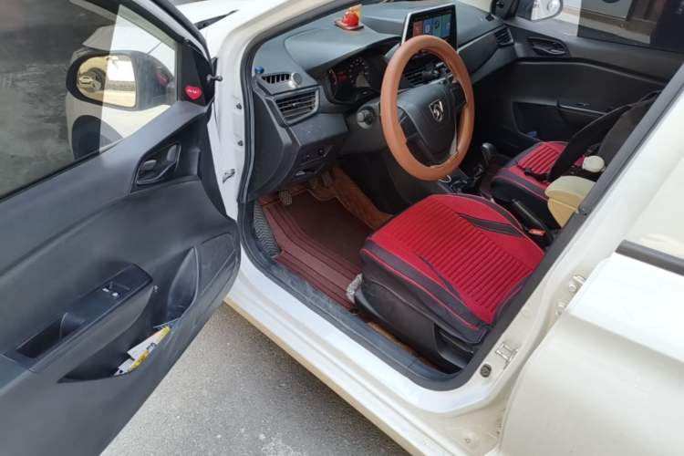 Used Baojun 310 2020 1.2L Manual Value Edition Driver Seat