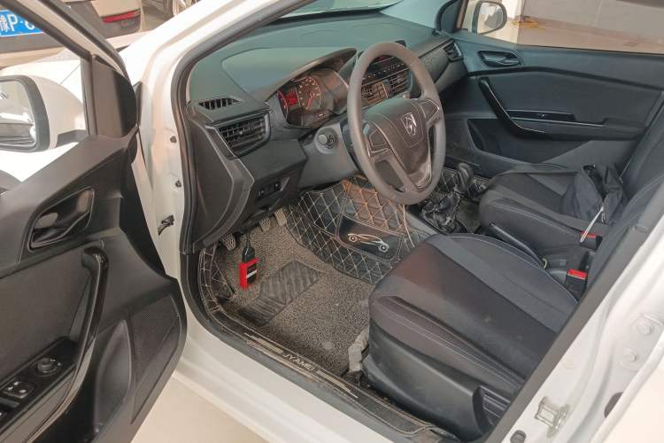Used Baojun 310 2020 1.2L Manual Comfort Edition Driver Seat