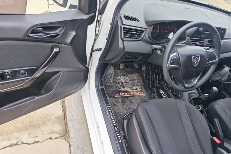 Used Baojun 310 2020 1.2L Manual Comfort Edition Driver Seat